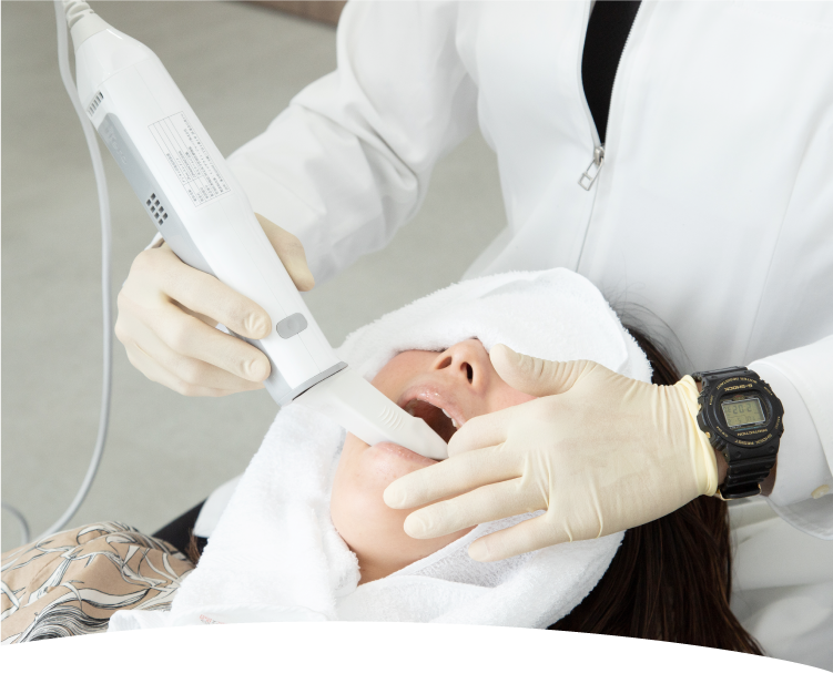 口腔内スキャナーの使用、デジタルでの治療を提供
